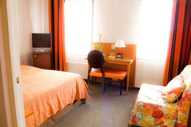 לוולואה פרה Hotel Espace Champerret מראה חיצוני תמונה